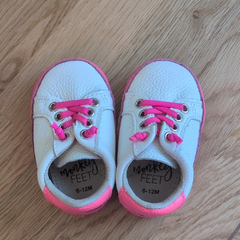 Monkey Feet Leather Baby Sneakers in White and Pink